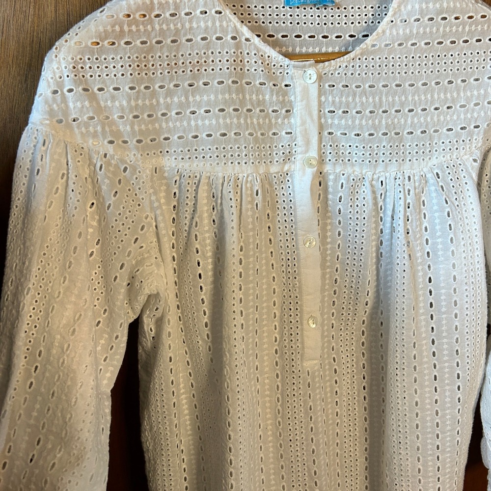 J. McLaughlin Eyelet Blouse Top XS‎ White 3/4 Sleeve Button Down - Picture 3 of 7